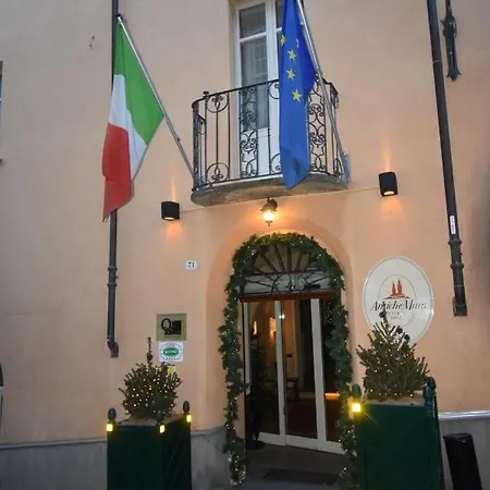 Hotel Boutique Antiche Mura 4*