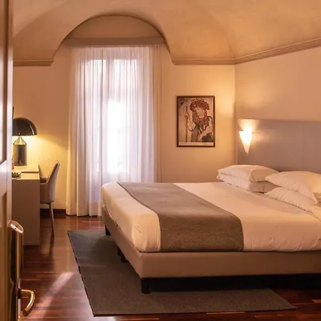 Hotel Boutique Antiche Mura 4*