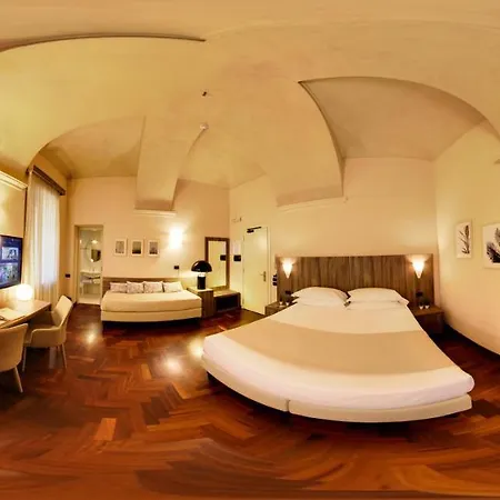 ホテル Boutique Antiche Mura 4*