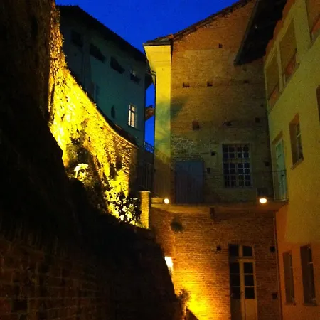 ホテル Boutique Antiche Mura サルッツォ