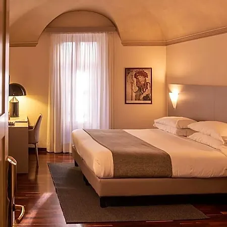 Boutique Antiche Mura Hotel Saluzzo