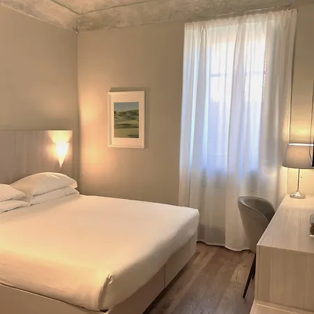 Boutique Antiche Mura 4* Saluzzo