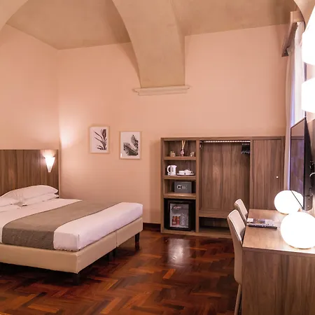 Boutique Antiche Mura 4* Saluzzo