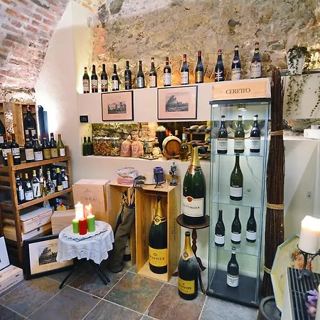 Boutique Antiche Mura Hotel Saluzzo