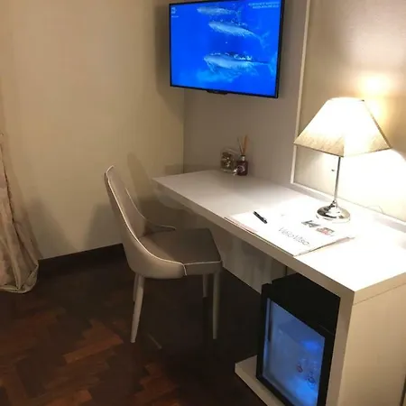 Boutique Antiche Mura 4* サルッツォ